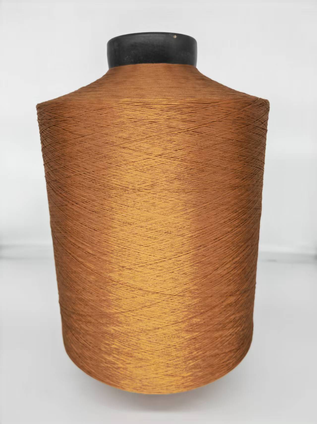 HC သည် polyester ချည်ရောင်း